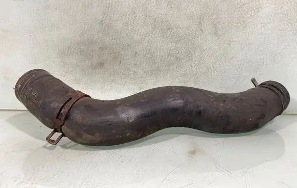 Jeep Grand Cherokee (WK) Intercooler hose/pipe 55116863ac