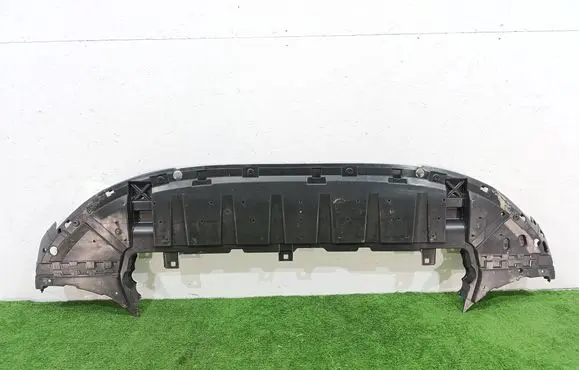 Volvo S60 Engine splash shield/under tray 32227198