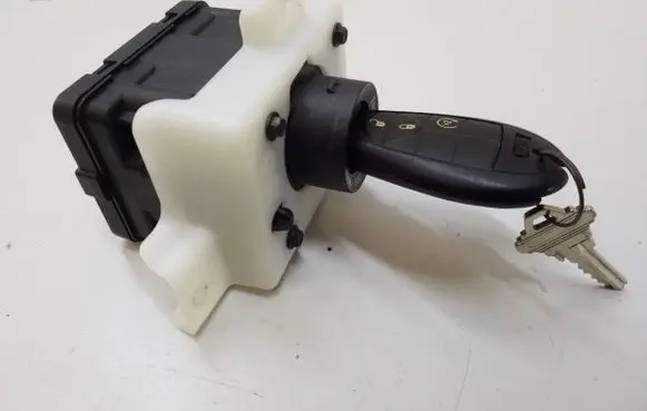 Jeep Cherokee Ignition lock P56046989AC 68159756AA 56046989AC