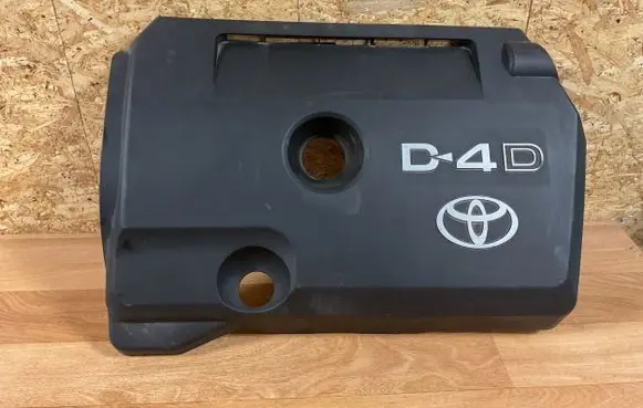 Toyota Avensis T250 Engine cover (trim) 