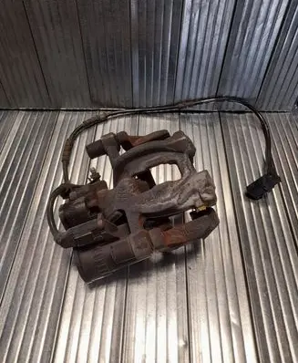 BMW X2 F39 Rear brake caliper 6883028