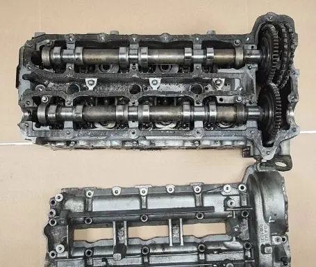Mercedes-Benz CLK A209 C209 Engine head R6420163901