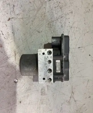 BMW 5 E60 E61 ABS Pump