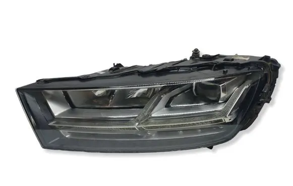 Audi Q7 4M Headlight/headlamp 4M0941033B 7715100000 00RL11625