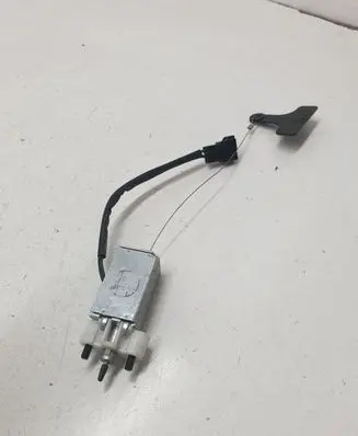 KIA Sorento Fuel tank cap lock 