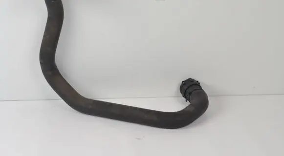 Volkswagen Golf V Engine coolant pipe/hose 3B0122201C