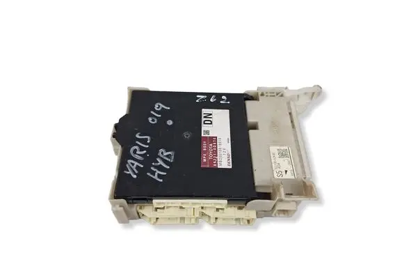 Toyota Yaris XP210 Other control units/modules 892210D870 MB2381008010