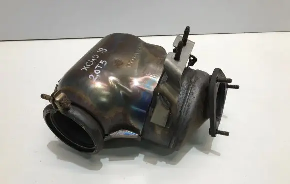 Volvo XC40 Catalyst/FAP/DPF particulate filter 31439856