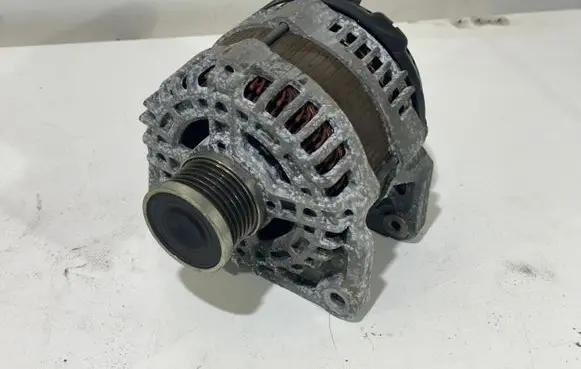 Nissan Qashqai Generator/alternator 23100EN00B