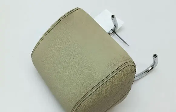 Mercedes-Benz S W221 Rear seat headrest 