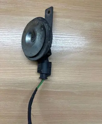 Mercedes-Benz Sprinter W906 Horn signal A072657