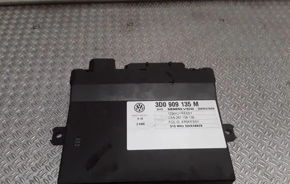 Porsche Cayenne (9PA) Keyless (KESSY) go control unit/module 3D0909135M