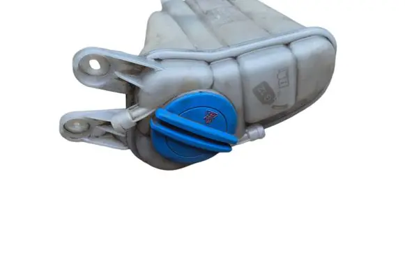 Audi A4 S4 B8 8K Coolant expansion tank/reservoir 8K0121405G