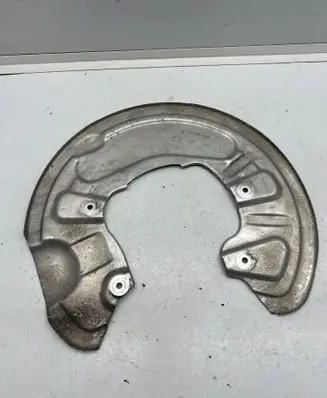 Mercedes-Benz GLE W167 Rear brake disc plate dust cover A1674233100