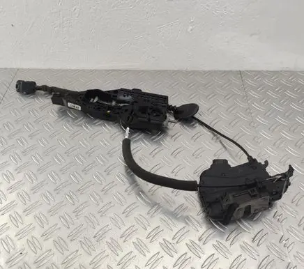 Renault Captur Rear door lock 805027072R