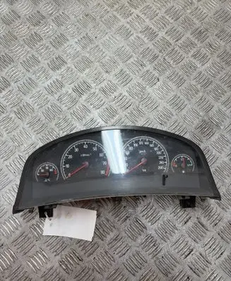 Opel Vectra C Speedometer (instrument cluster) 13193070QK