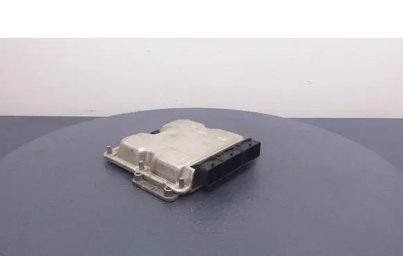 Renault Trafic II (X83) Engine control unit/module ECU 8200051609