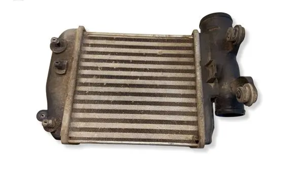 Audi A6 S6 C6 4F Intercooler air channel guide 4F0145806E