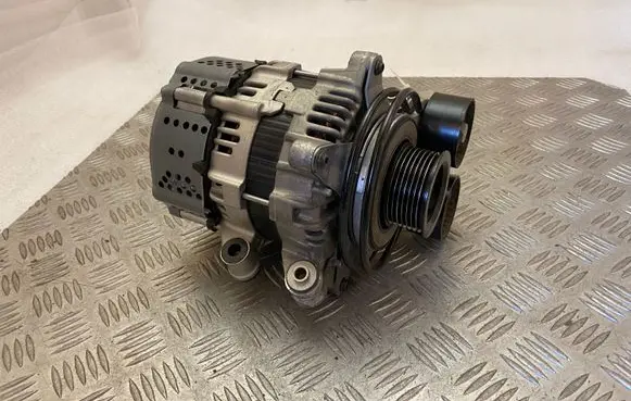 Volvo XC60 Generator/alternator 32301041 32312720