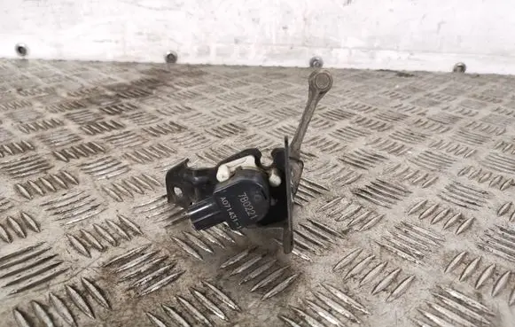 Mitsubishi Outlander Headlight level adjustment motor A0714311 7B0221