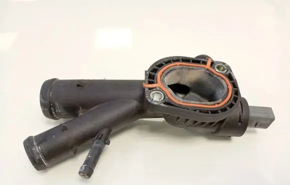 Audi A3 S3 A3 Sportback 8P Engine coolant pipe/hose 03L121131AA 06A919501A