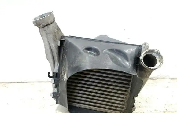 Porsche Cayenne (92A) Intercooler radiator 7P5117339E