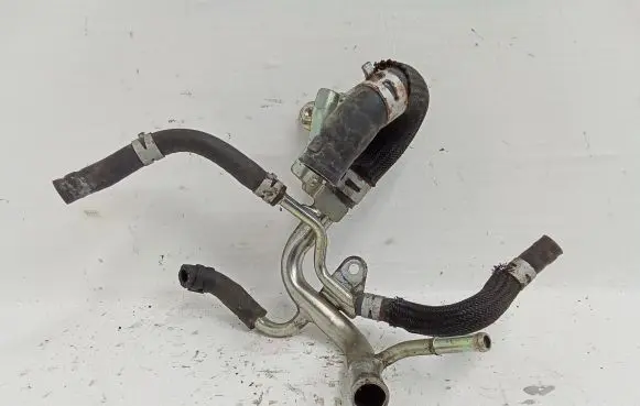 Toyota Hilux (AN120, AN130) Engine coolant pipe/hose