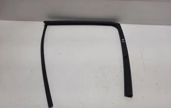 Mazda 6 Rear side glass trim 4J151523 4J200154