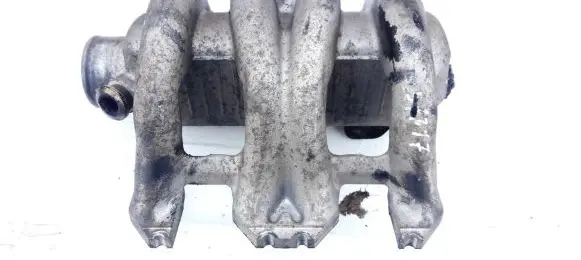 Renault Megane I Intake manifold