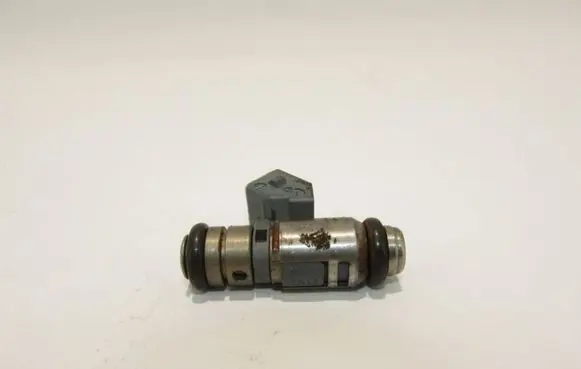 Ford Fiesta Fuel injector 2N1U9F593KA
