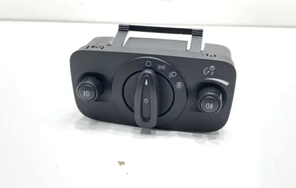 Ford Kuga II Other switches/knobs/shifts AV6T13A024