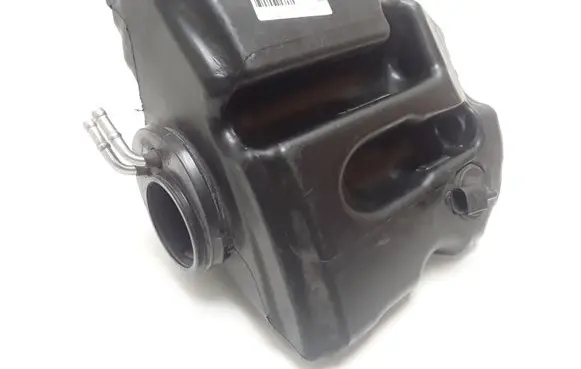 Mercedes-Benz S W221 Windshield washer fluid reservoir/tank A2218600260