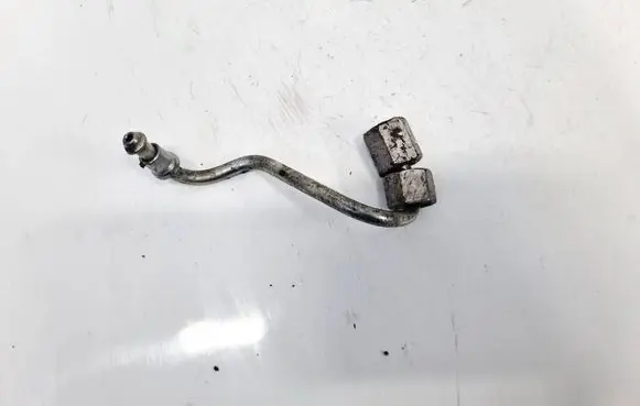 BMW 5 GT F07 Fuel line pipe