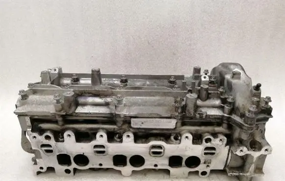 Mercedes-Benz S W221 Engine head A6420100321