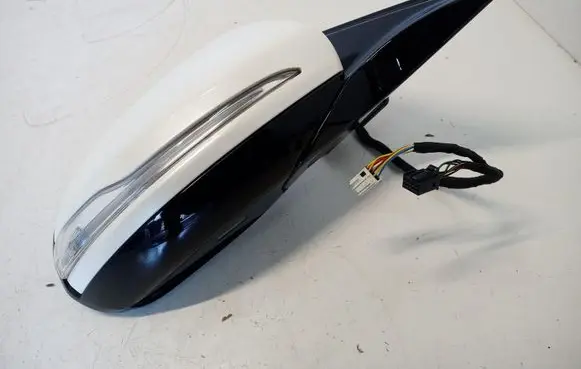 Mercedes-Benz S W222 Front door electric wing mirror 