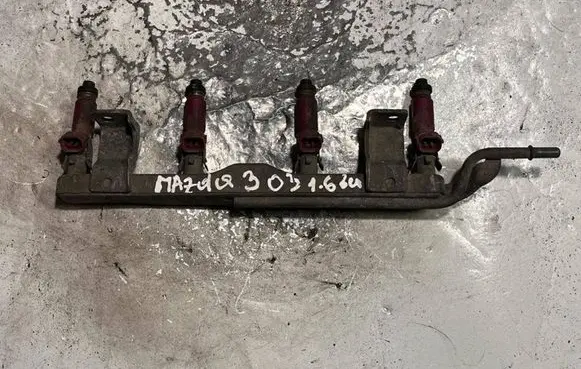 Mazda 3 I Fuel main line pipe