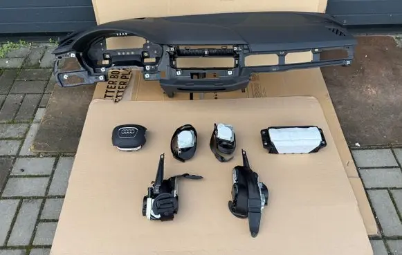 Audi A4 S4 B9 8W Dashboard 8W1857001L
