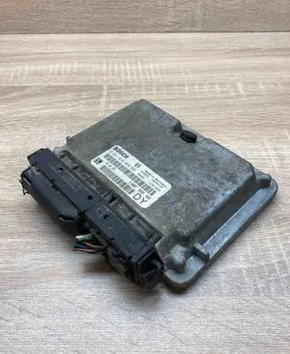 Opel Astra G Engine control unit/module ECU 09181243 0281010050