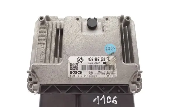 Volkswagen Touran I Engine control unit/module 03G906021FE 1039S14248 0281012944