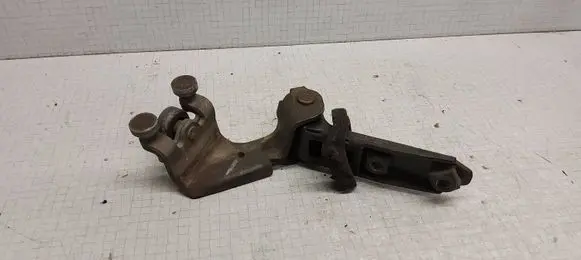 Volkswagen Transporter - Caravelle T5 Sliding door middle roller runner 7H0843336B