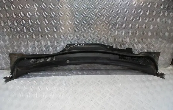 Volvo S40 Windshield trim 30716315