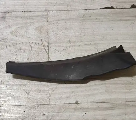 Renault Kangoo III Wiper trim 668101478R