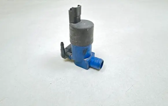 Renault Modus Windscreen/windshield washer pump A246091 031805