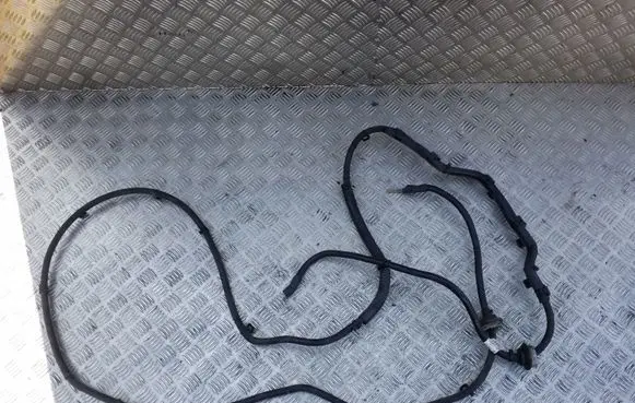 Positive cable (battery)