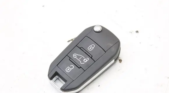Opel Combo E Ignition key/card CCAJ18LP2990T2