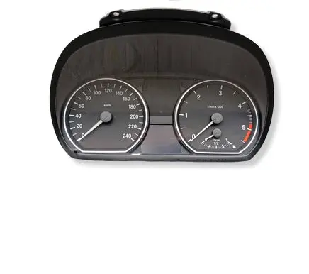 BMW 1 E81 E87 Speedometer (instrument cluster) 104277503