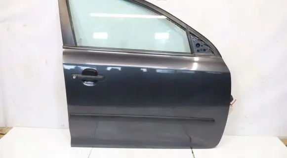 KIA Ceed Front door