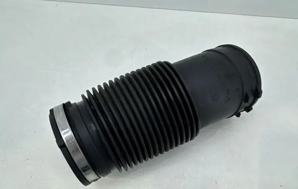 Volvo XC40 Air intake hose/pipe 32224386