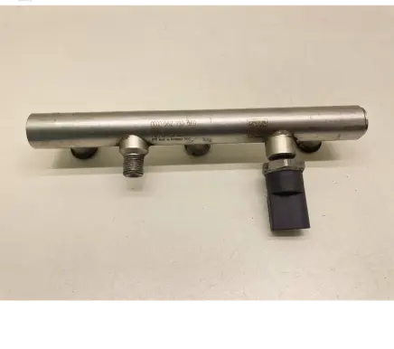 Audi A6 S6 C6 4F Fuel main line pipe 06E130089