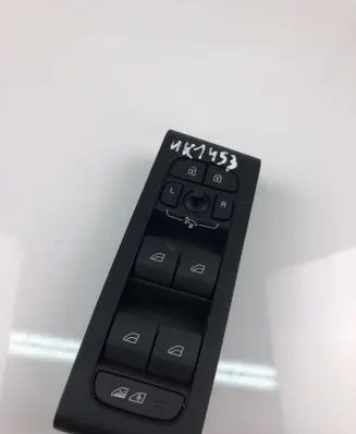 Volvo XC40 Electric window control switch 32319765